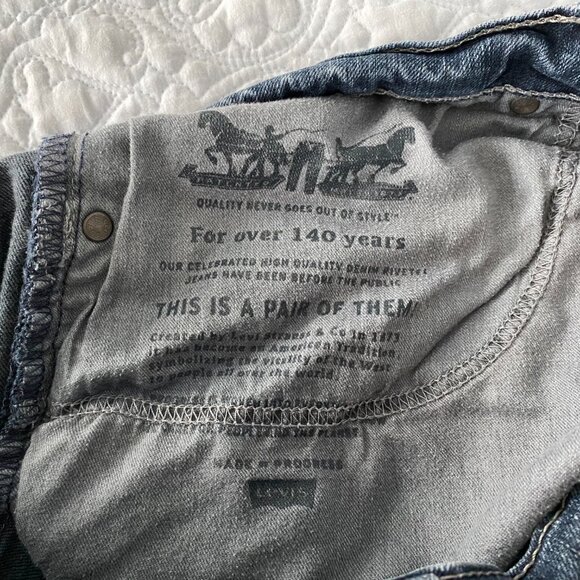 EUC Men's Levi's 559 Relaxed Straight leg jeans 34x34 - Picture 2 of 5